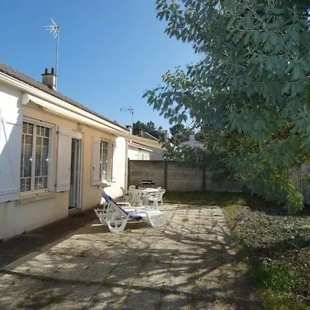 Charmante Maison A Pour 4 Pers - Fr-1-540-320 Holiday home La Barre-de-Monts