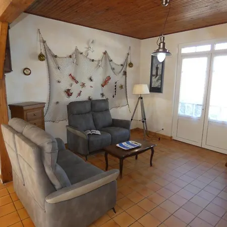 Charmante Maison A Pour 4 Pers - Fr-1-540-320