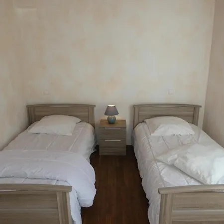 Charmante Maison A Pour 4 Pers - Fr-1-540-320 *