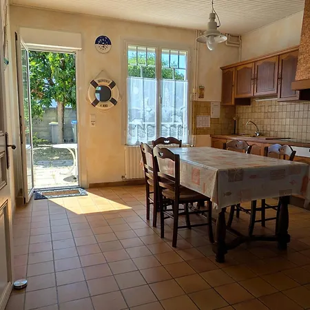 Maison à Fromentine, 75m², 4 Pers, Jardin Calme - Fr-1-540-320 *